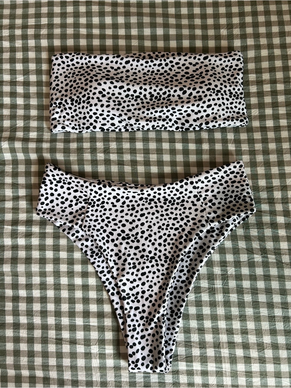 High Waisted Cheeky Bandeau Bikini Set - White & Black